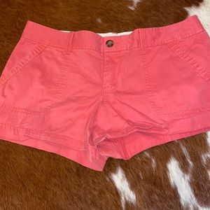 Old navy coral shorts. Size 8.